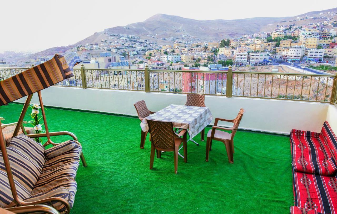 Petra Royal House Apartment Wadi Musa Exterior photo